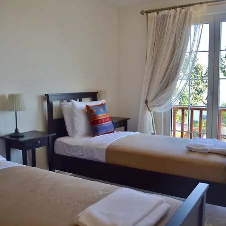 Acacia * Kalkan
